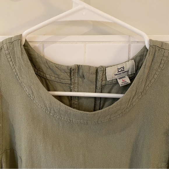 Thread + Supply sleeveless casual shirt with fringe and buttons in back size XS - Picture 5 of 8